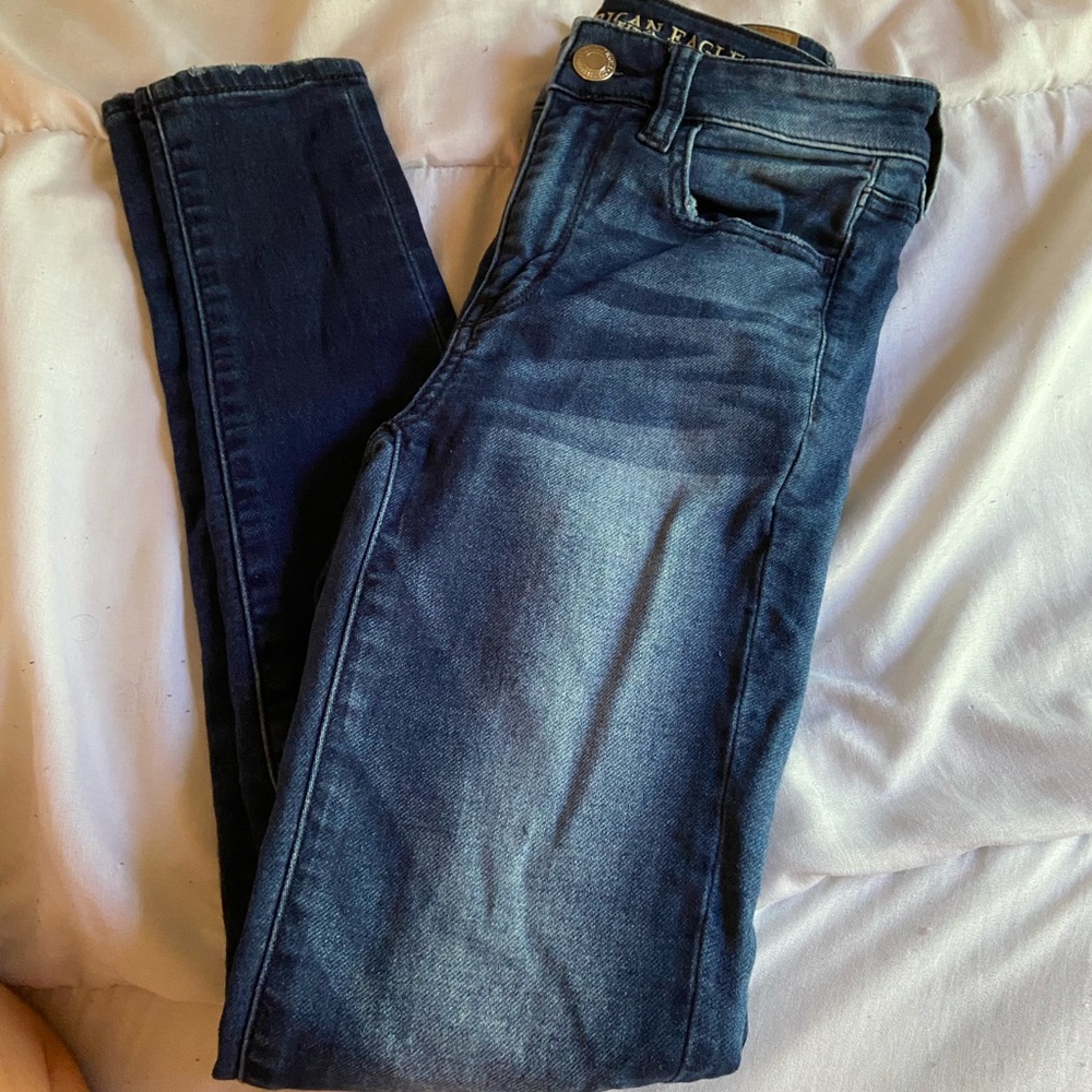 Size 2 Women’s AEO Super Stretchy Jeans